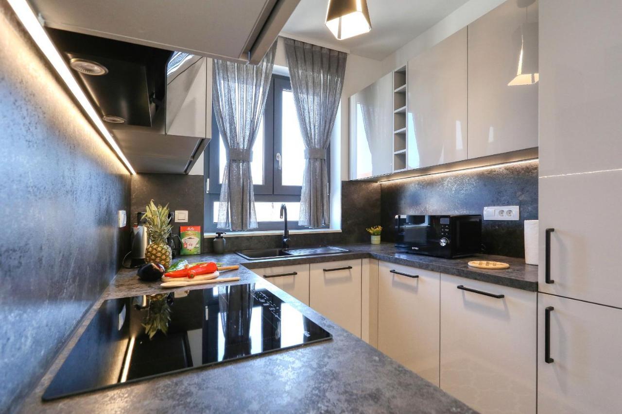 Apartments Perla With Free Parking 扎达尔 外观 照片