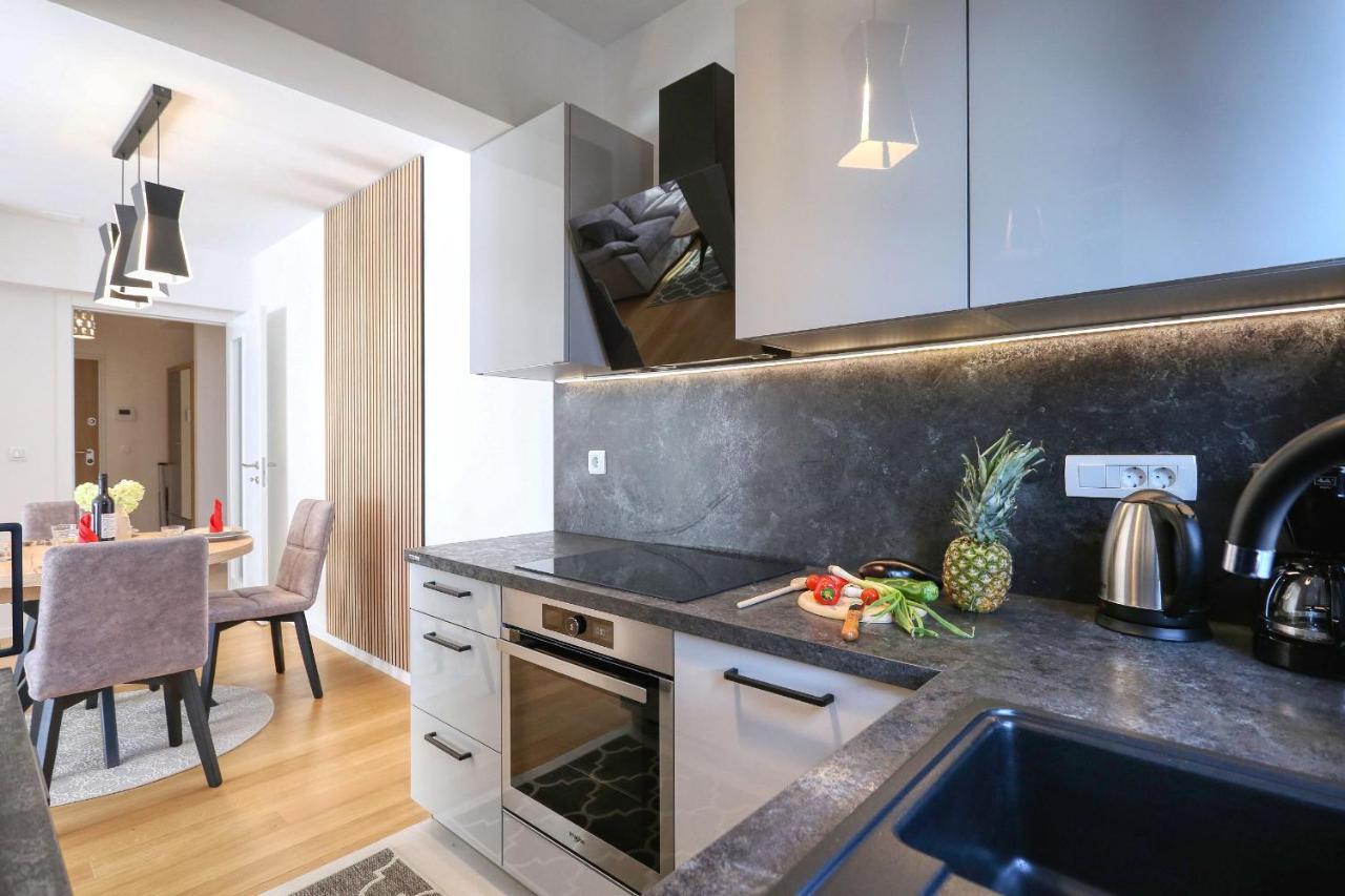 Apartments Perla With Free Parking 扎达尔 外观 照片