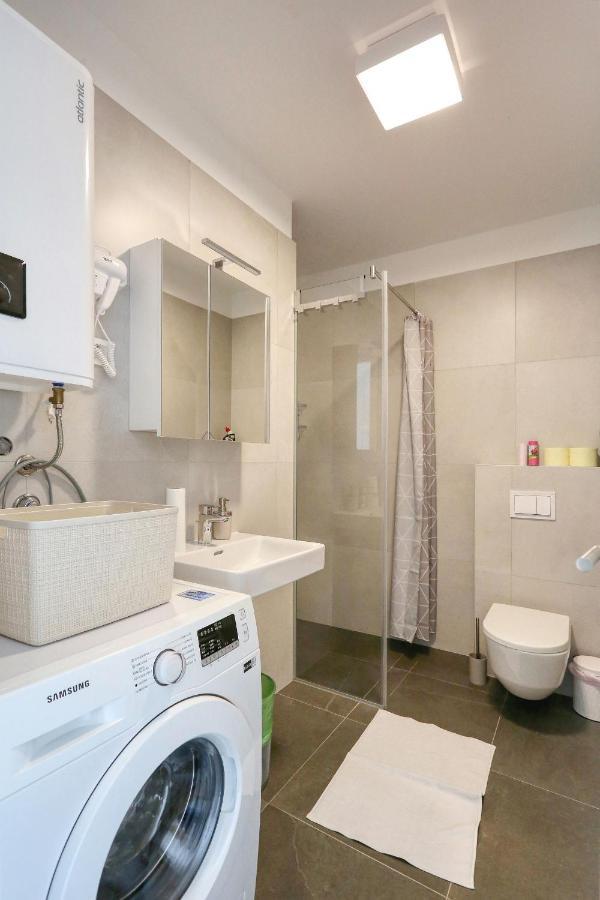 Apartments Perla With Free Parking 扎达尔 外观 照片