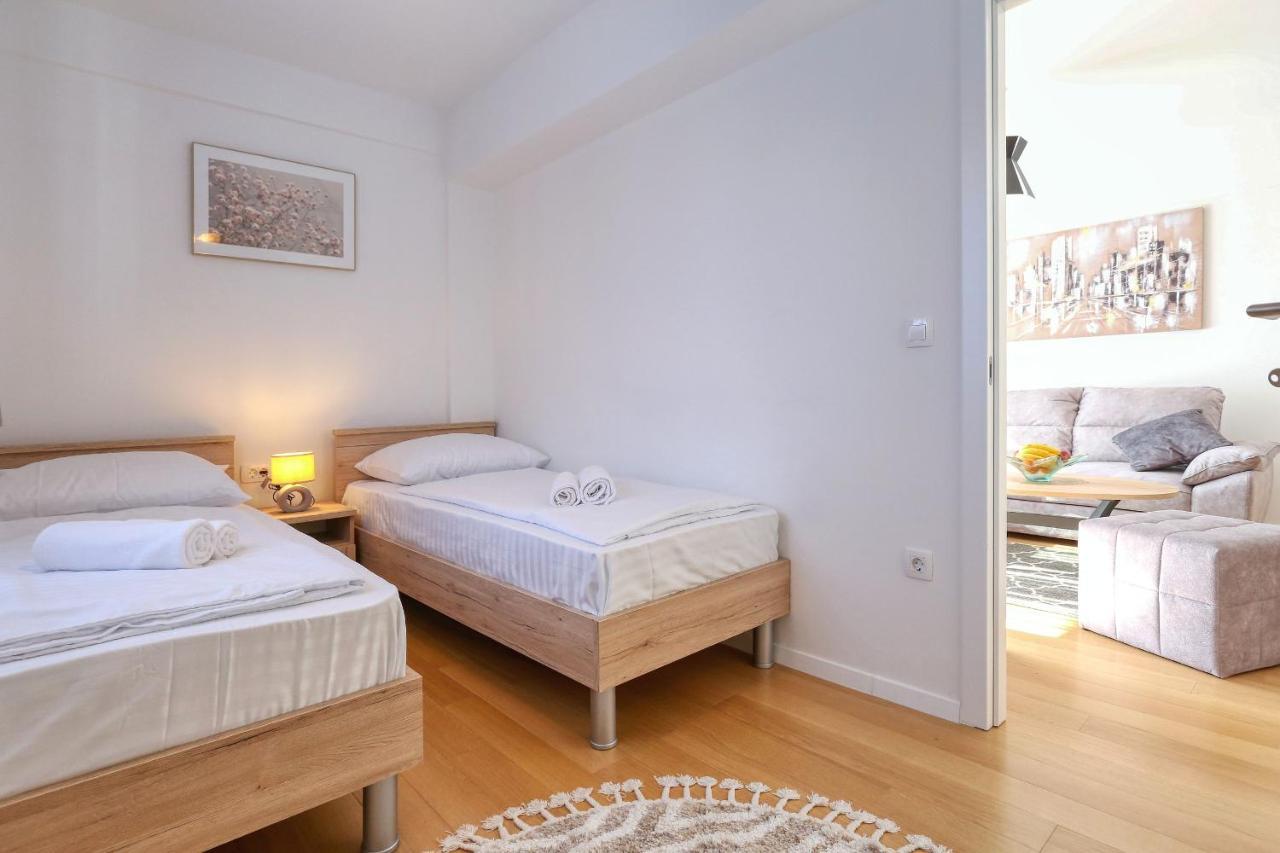 Apartments Perla With Free Parking 扎达尔 外观 照片