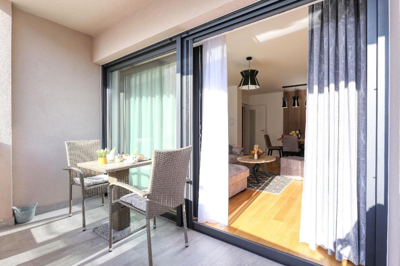 Apartments Perla With Free Parking 扎达尔 外观 照片