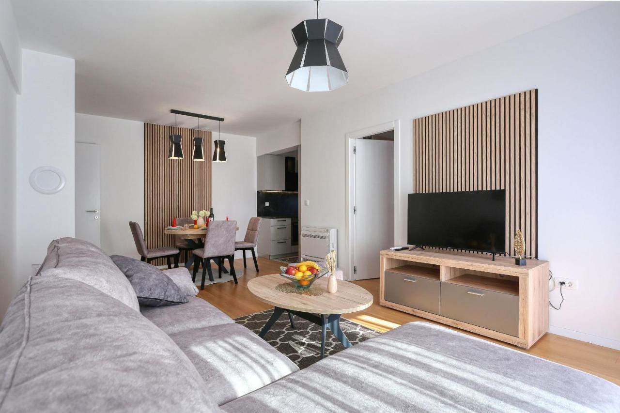 Apartments Perla With Free Parking 扎达尔 外观 照片
