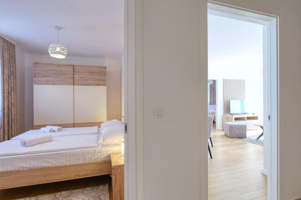 Apartments Perla With Free Parking 扎达尔 外观 照片